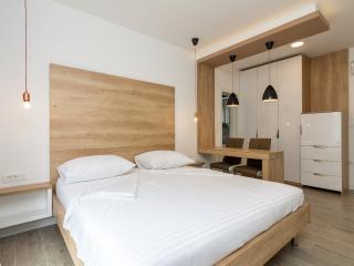 Guest House Petra Τρογκίρ Εξωτερικό φωτογραφία