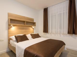 Guest House Petra Τρογκίρ Εξωτερικό φωτογραφία