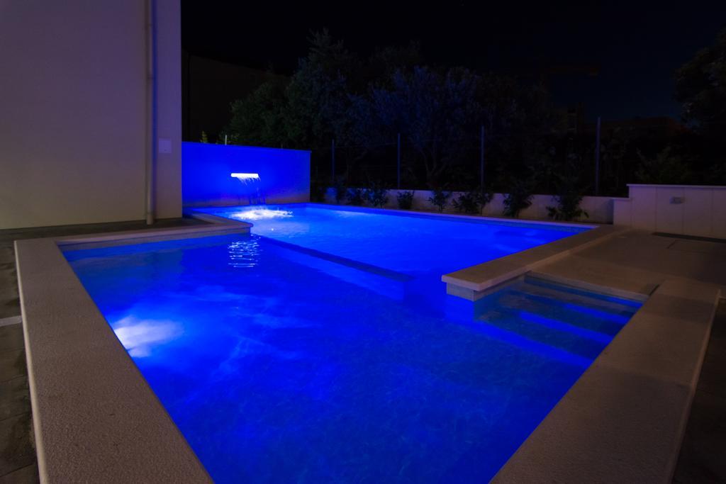 Guest House Petra Τρογκίρ Εξωτερικό φωτογραφία