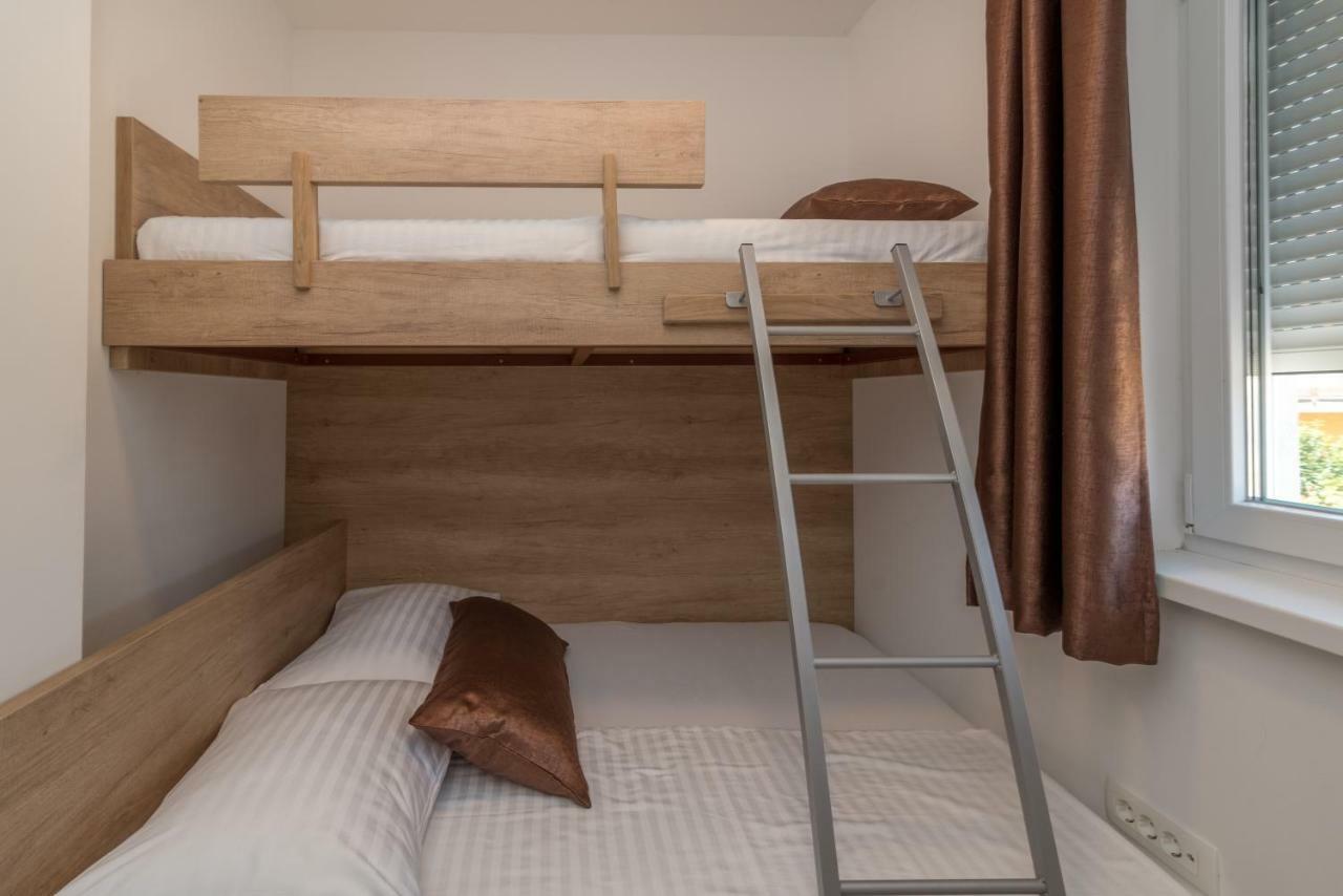 Guest House Petra Τρογκίρ Εξωτερικό φωτογραφία